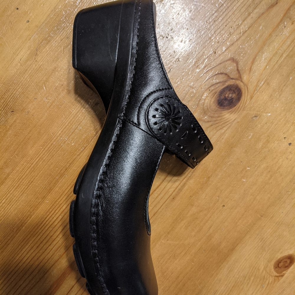 Dansko Black Leather Mary Jane Slides Sz 39 8.5